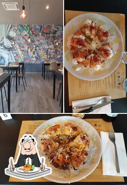Dai un’occhiata alla foto che presenta la cibo e interni di Pizza Time Pizzeria d'asporto di Sebastiani Massimo