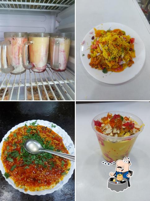 Food at Purnima Pav Bhaji