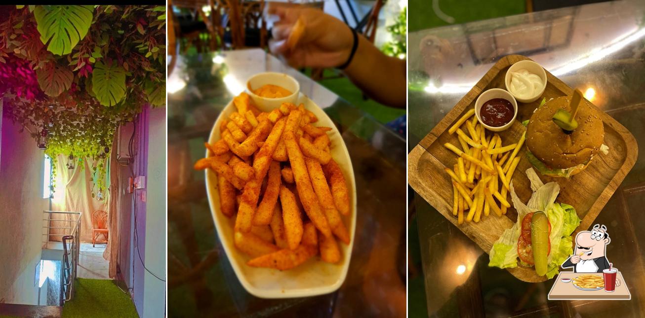 French fries at TREE HOUSE CAFE & BISTRO