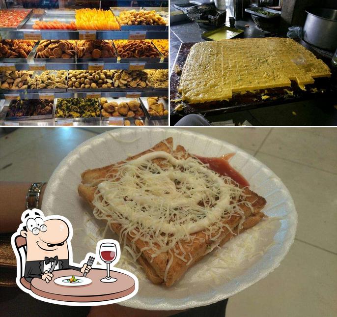 Food at Bandhan Mithai Vatika