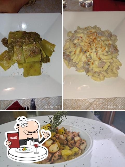 Platti al Bar Ristorante Pizzeria "Il Boschetto del Santuario"