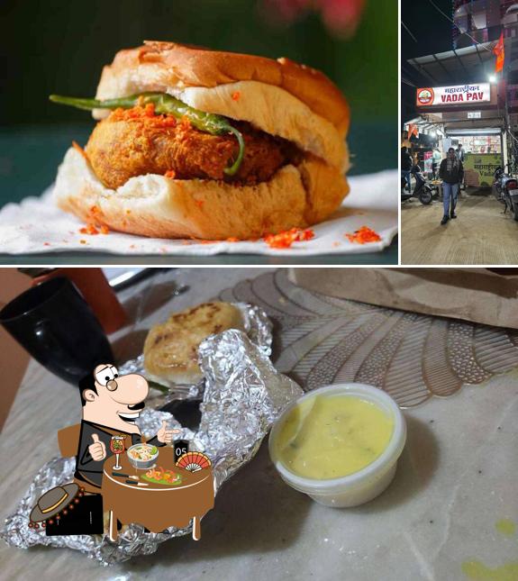 Food at Maharashtrian Vada Pav
