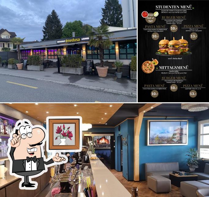 Dai un'occhiata agli interni di Medusa Restaurant Grillhaus & Lounge