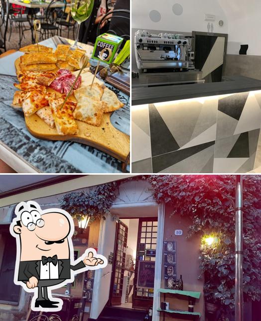 Gli interni di Caffè Castello