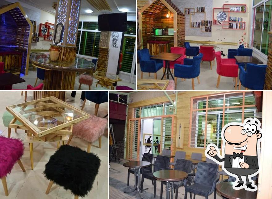 Café restaurant riwaya