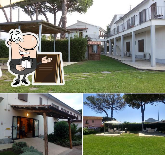 Gli esterni di Hotel RESIDENCE Ristorante biologico I Briganti di Capalbio con PISCINA vasca IDROMASSAGGIO e SPA a Capalbio MAREMMA TOSCANA