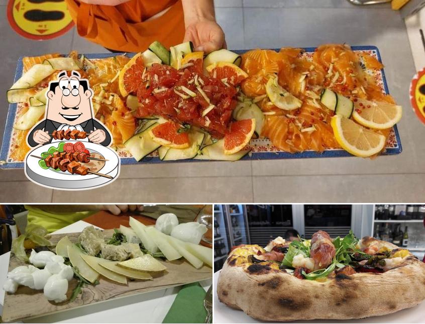 Platti al Pizzeria PITTA LA PIZZA COL SORRISO FORNO A LEGNA GIOVINAZZO