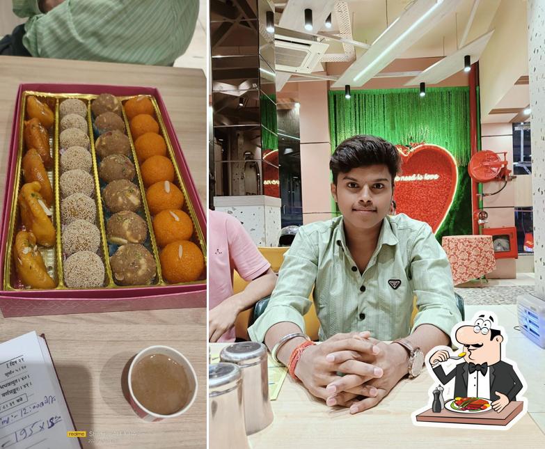 Food at Bikaner Express - Authentic Indian flavors Best Family Restaurant Muzaffarpur