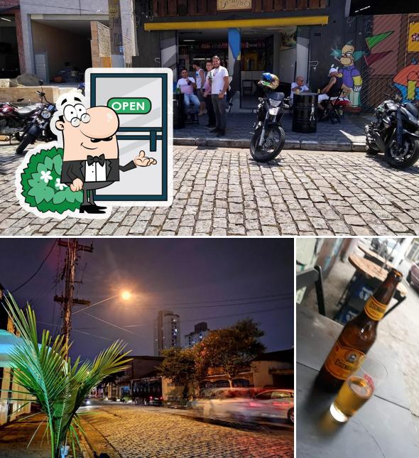 O exterior do Saraiva's Bar Espetaria