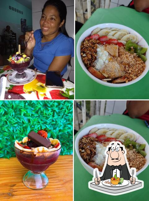 Comida em Villa do açaí