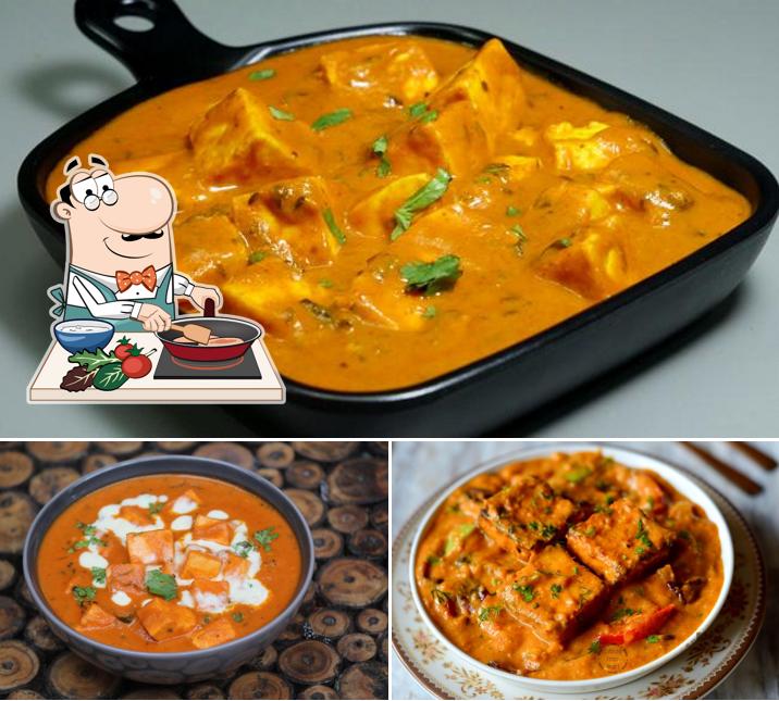 Chicken curry at Amar Punjab Dhaba