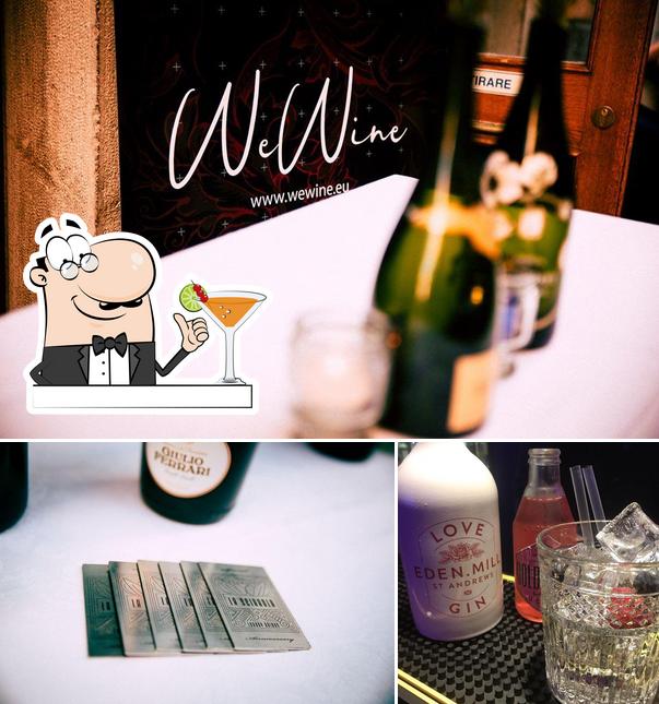 Goditi un drink dal menu