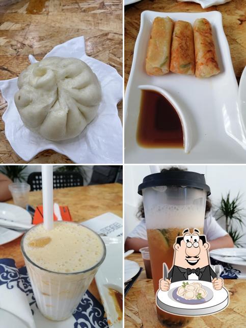Ravioli cinesi al 龍餐厅 DRAGO, RAMEN ASIAN RESTAURANT & COFFEE BAR