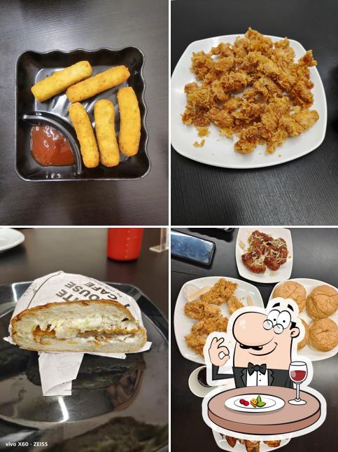 Meals at The White House Cafe