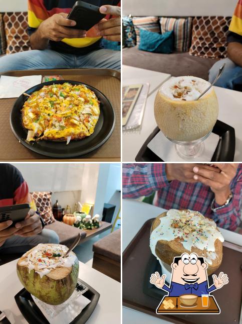 Food at Lassi N Shakes
