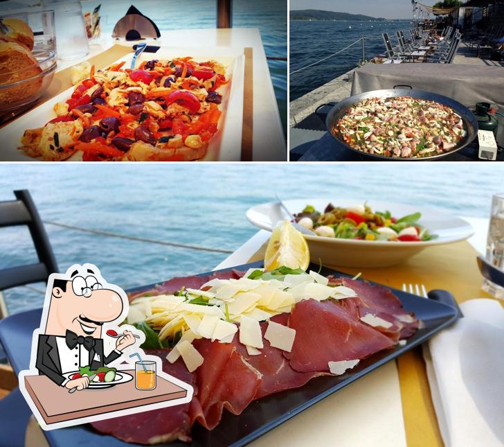 Paella al Marconi Beach