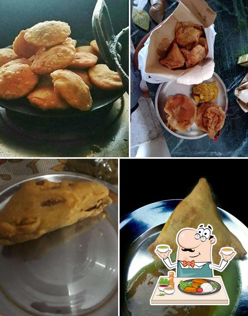 Food at Munna Samosa