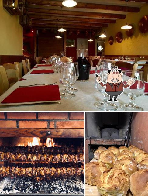 Questa è la immagine che raffigura la cibo e tavolo da pranzo di Vecchio Tornio