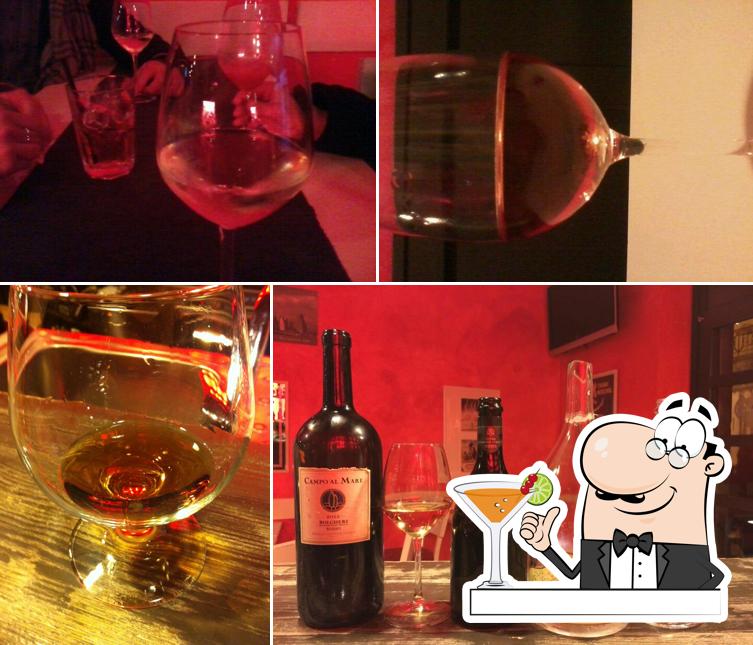 Prenditi un drink dal menu