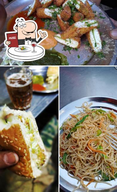 Food at Bihari Paan Wale