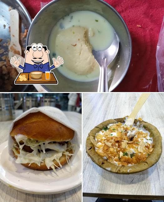 Food at Om Shri Ganpati Mishthan Bhandaar