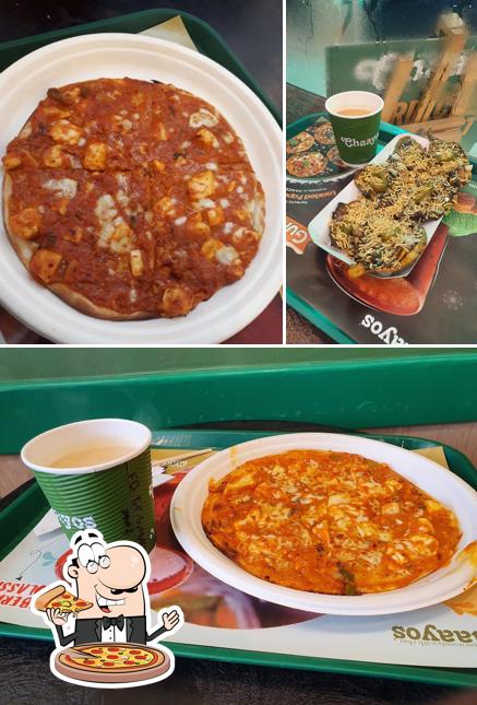 Try out pizza at Chaayos Cafe at The Gallery On MG