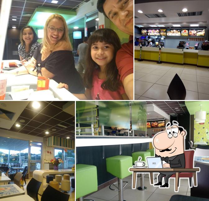 O interior do McDonald's