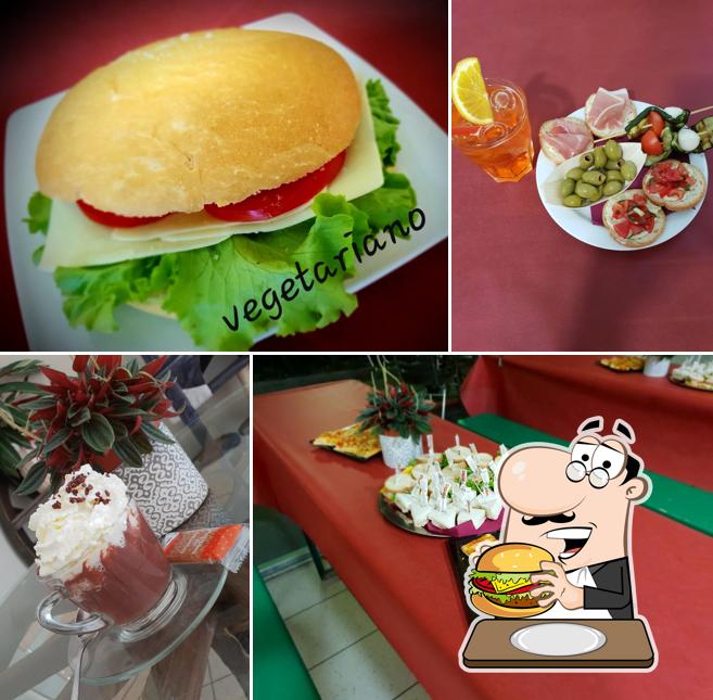 Hamburger al Tunga Beach Bar