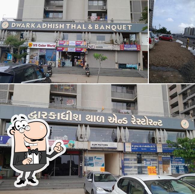 The exterior of Dwarkadhish Thal & Banquet