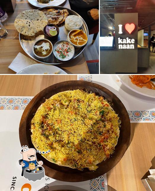 The picture of food and interior at Kake Di Hatti Jabalpur