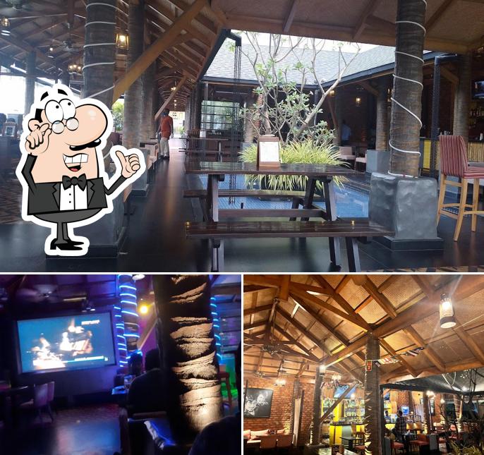 Check out how Urban Dhaba - Radisson Salem looks inside