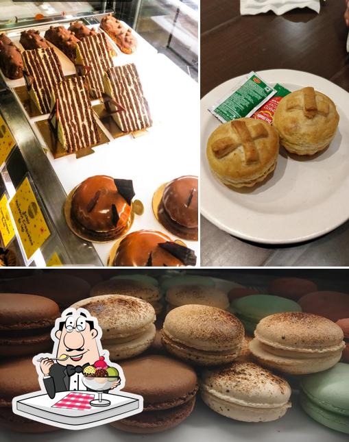 Don’t forget to order a dessert at Bhopal Bakehouse & Cafe