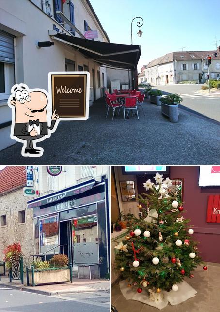 Cafe de la place