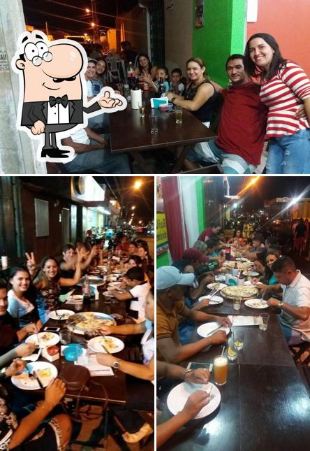 Veja imagens do interior do Donatello Pizzaria