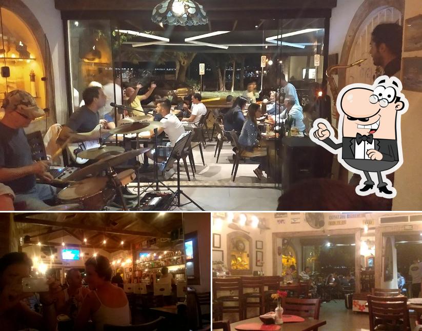 O interior do BellaBar