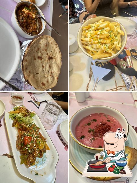 Chicken curry at Pink Potato - Velachery