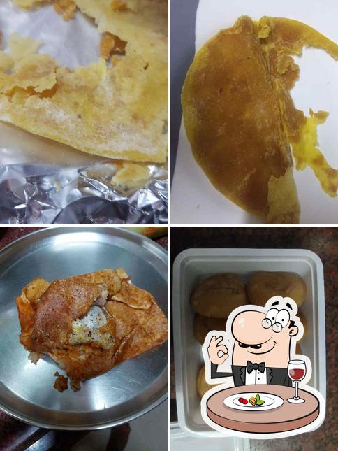 Food at PERAMBUR SRINIVASA RESTAURANT