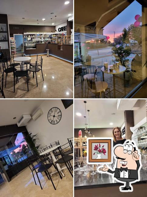 Dai un'occhiata agli interni di Le Petit Cafè