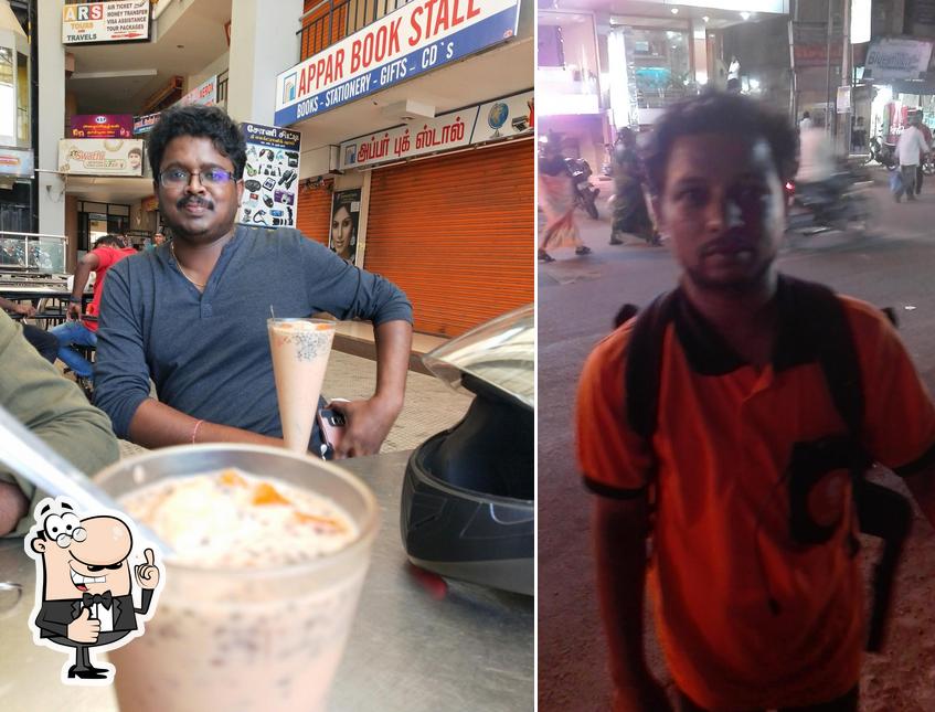 Look at this pic of Pizza Home