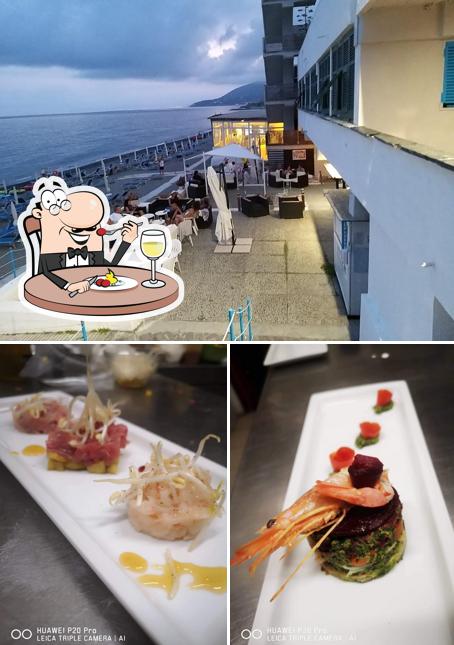 Marina Grande Arenzano Arenzano si caratterizza per la cibo e interni
