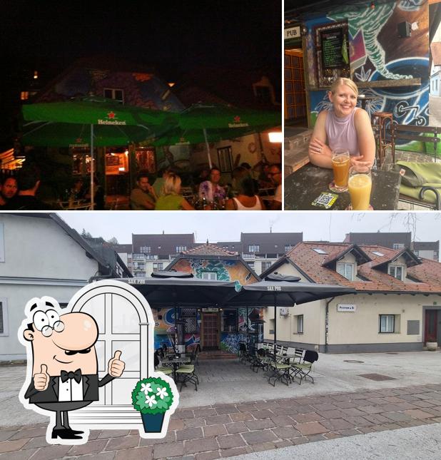 Questa è la foto che mostra la esterno e bevanda di Sax pub