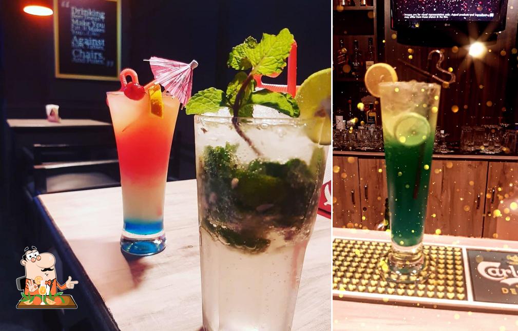 Sports Bar By TT serves alcohol