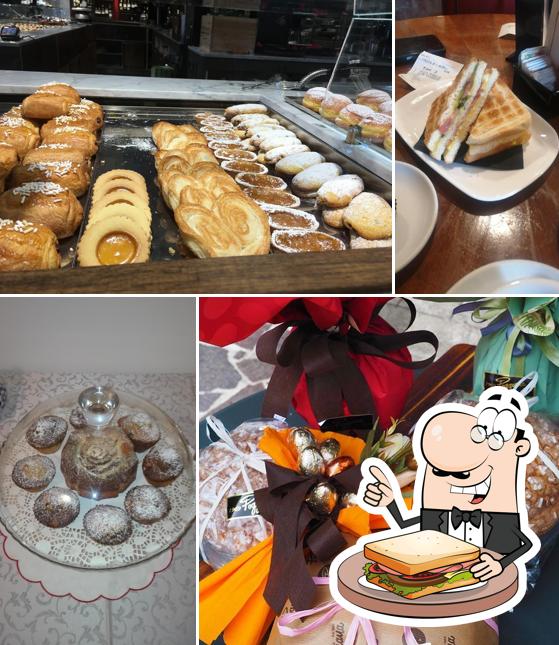 Toast al formaggio al Pasticceria Poggiana