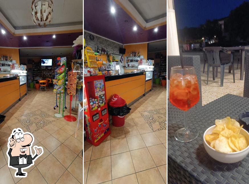 Gli interni di Tizio Bar
