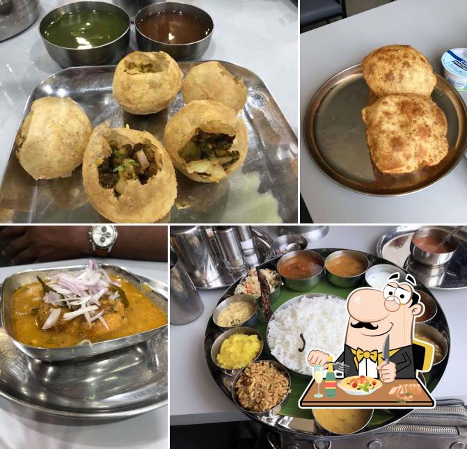 Food at Ratna Cafe