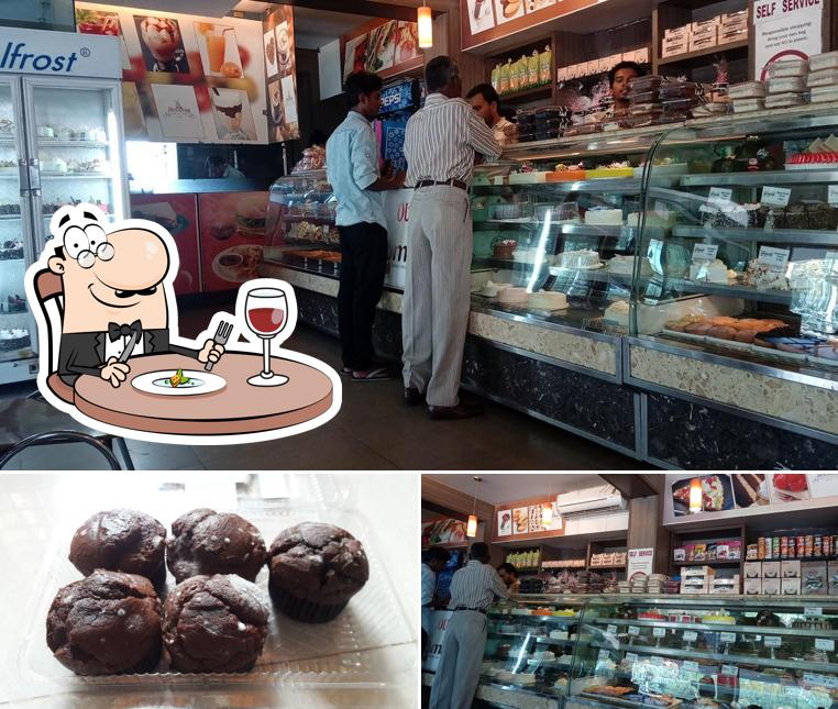 Meals at Aroma The Bakers