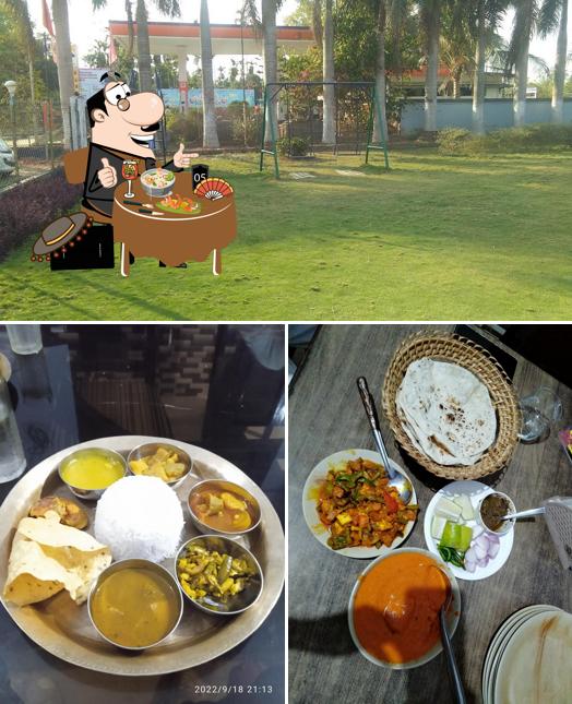 Among different things one can find food and play area at Maisang Inn