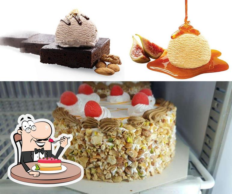 Order the sweet dishes