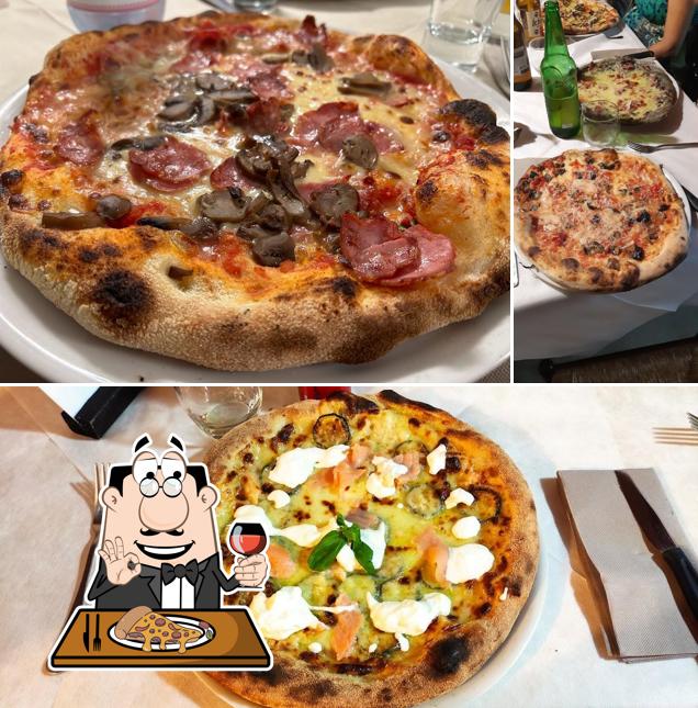 Ordina tra le molte varianti di pizza