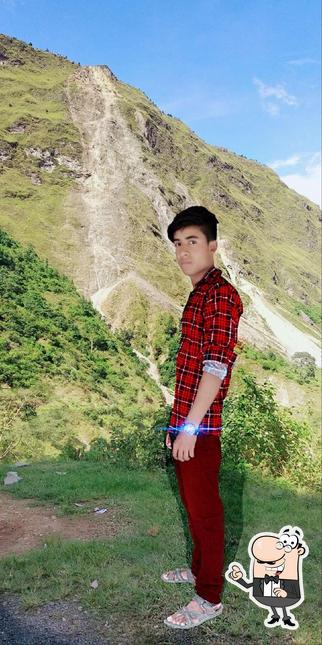 Enjoy the view at the outside area of River Orange Garden....Singlitam